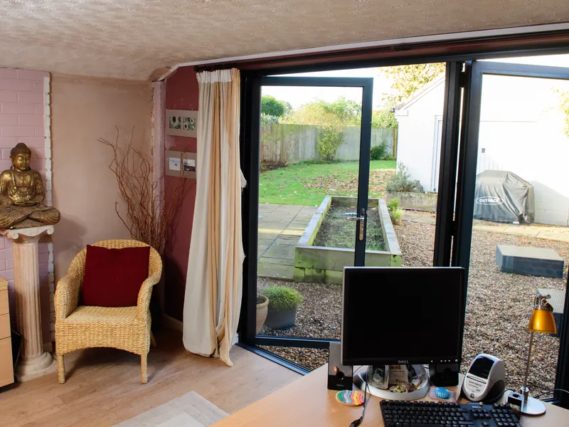 Bifold Peckham