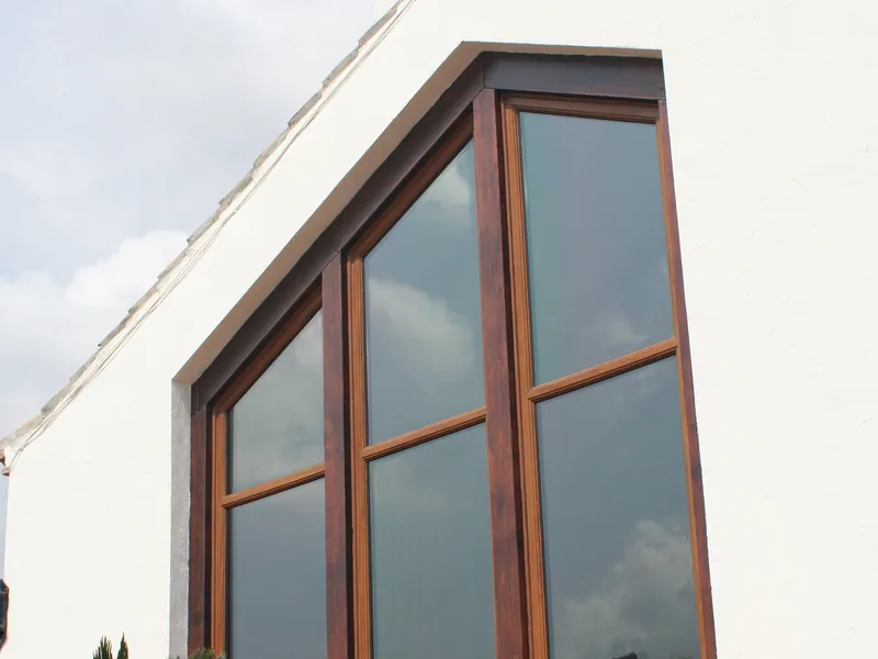 Bow Windows — Gallery Peckham